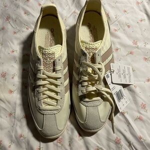 Adidas Women's Cream and Tan Sneakers